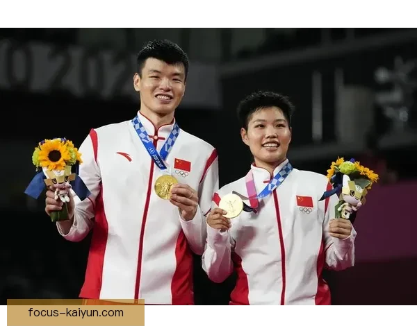 东京奥运会闭幕精彩回顾中国运动员夺金瞬间震撼世界
